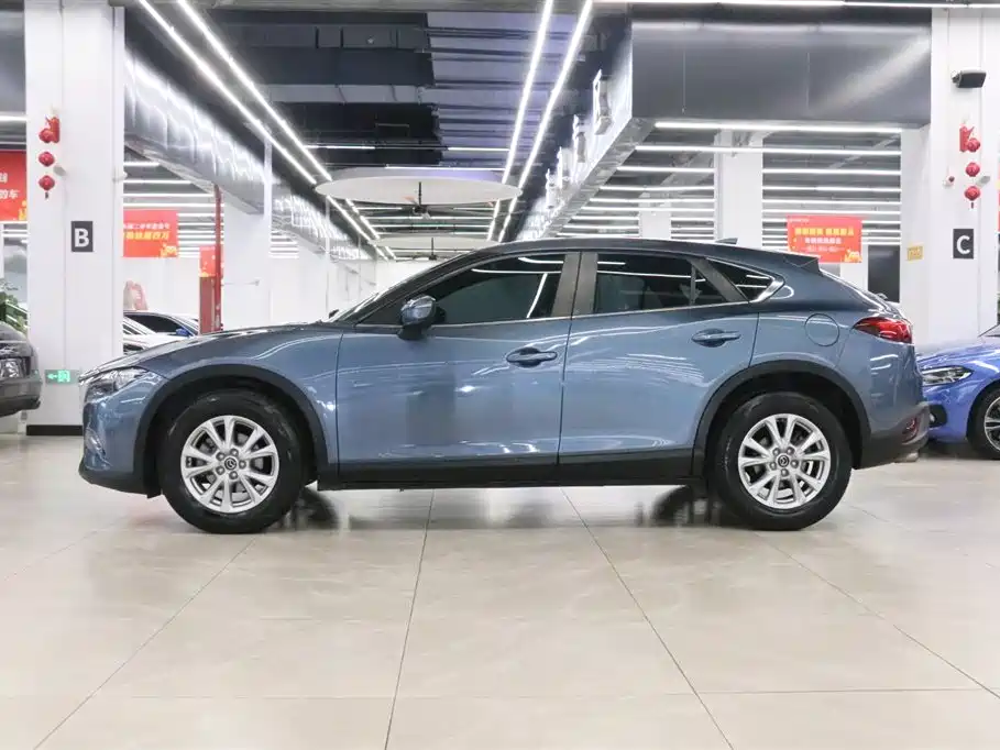 MAZDA CX 4