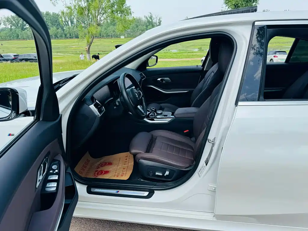 BMW 3 Series — миниатюра 4