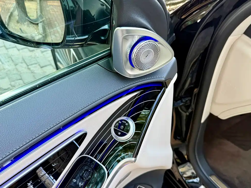 Mercedes-Benz S-Class — миниатюра 5