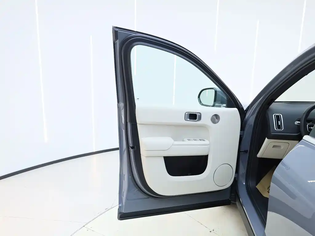 Li Auto Li L8 — миниатюра 7