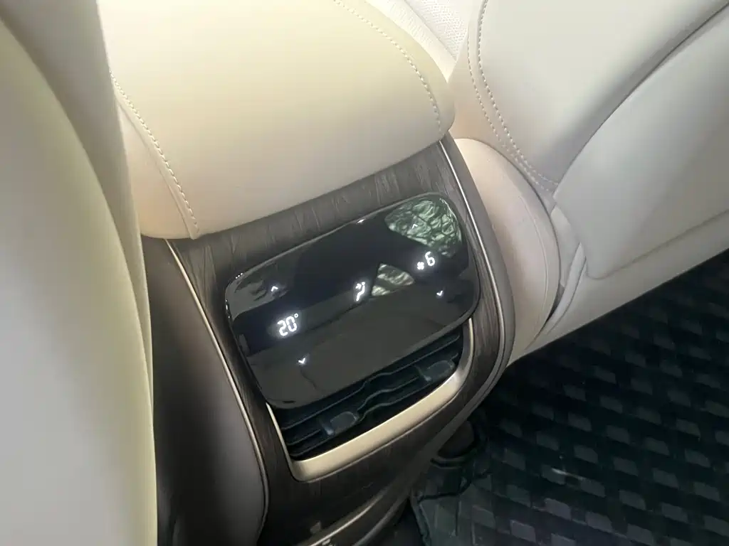 ZHIJI AUTOMOBILE ZHIJI LS7