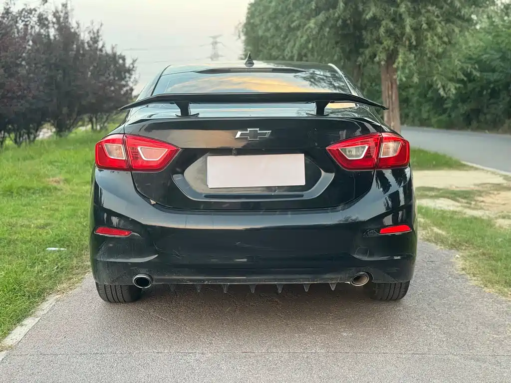 Chevrolet Cruze — миниатюра 6
