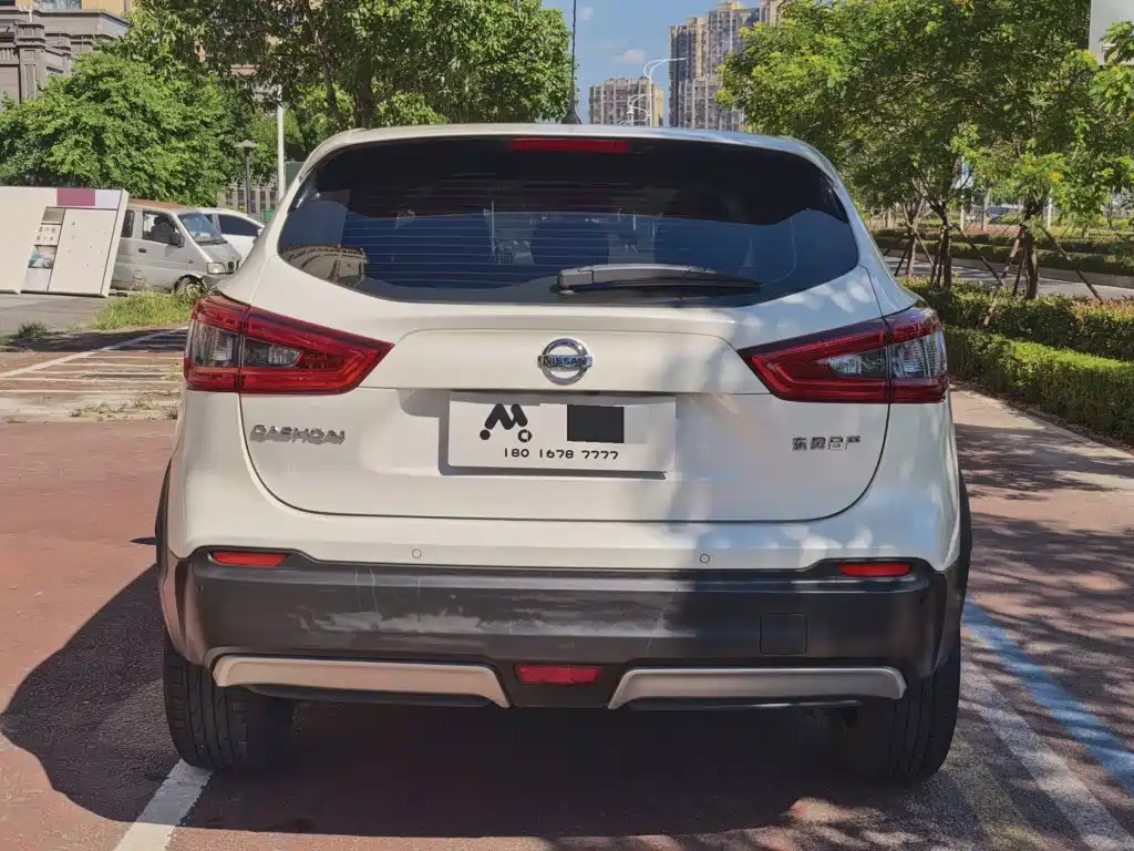 Nissan Qashqai — миниатюра 5