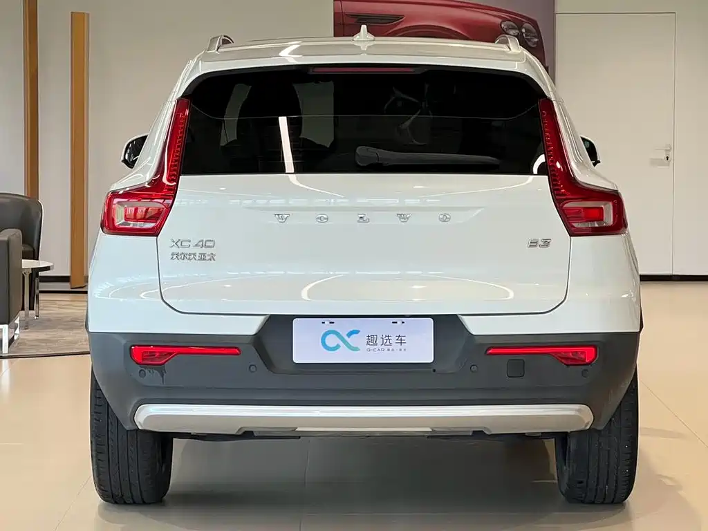 Volvo XC40 — миниатюра 6