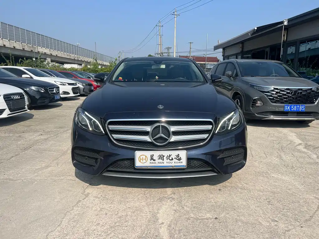 Mercedes-Benz E-Class — миниатюра 3