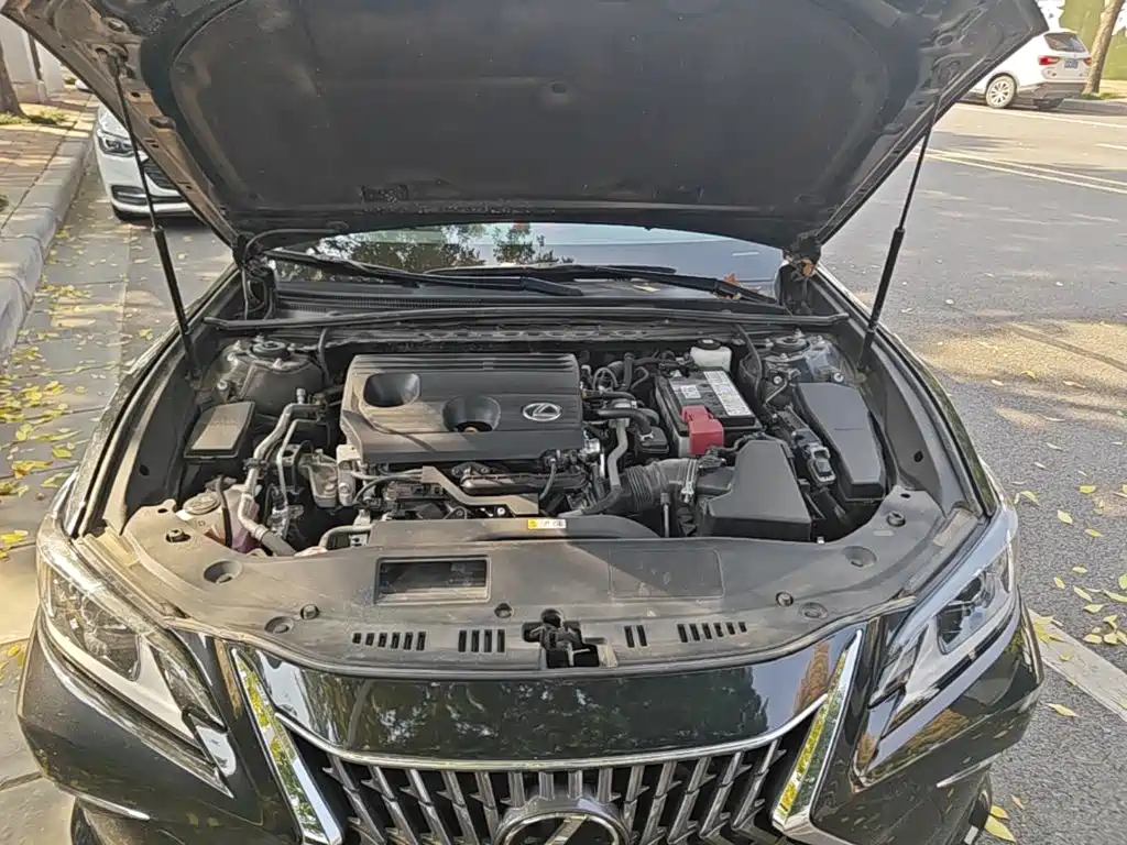 Lexus ES — миниатюра 20
