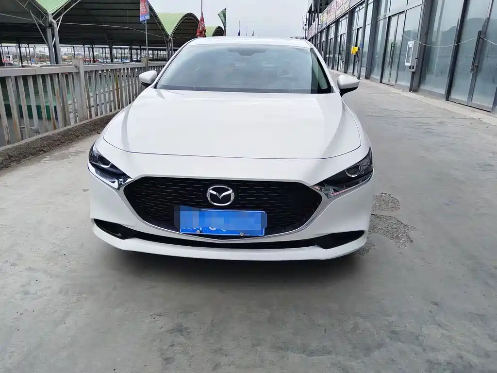 Mazda 3 Axela — миниатюра 2