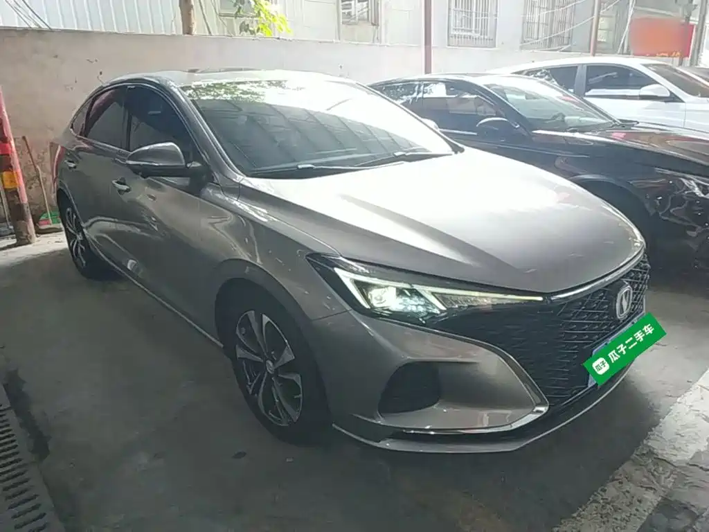 Changan Eado — миниатюра 4
