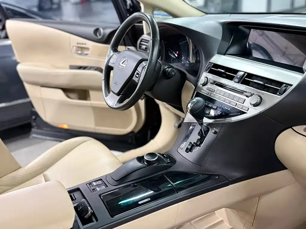 Lexus RX Classic — миниатюра 4