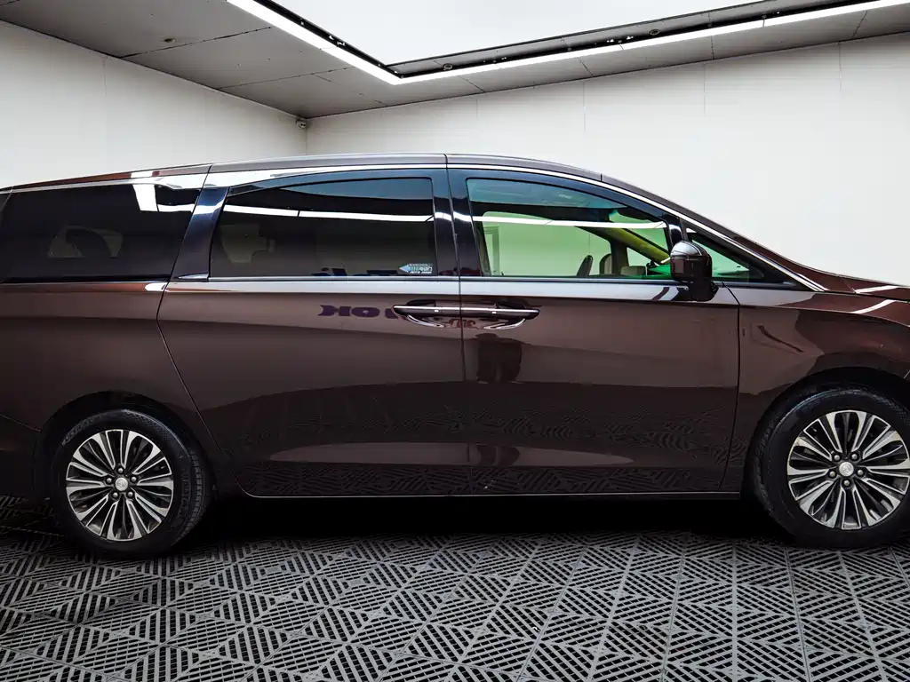 Buick GL8 2021 ES 653T Luxury