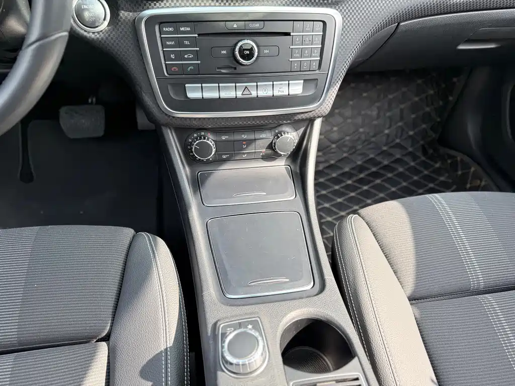 Mercedes-Benz A-Class (Import) A 200 Fashion Type, фото 13