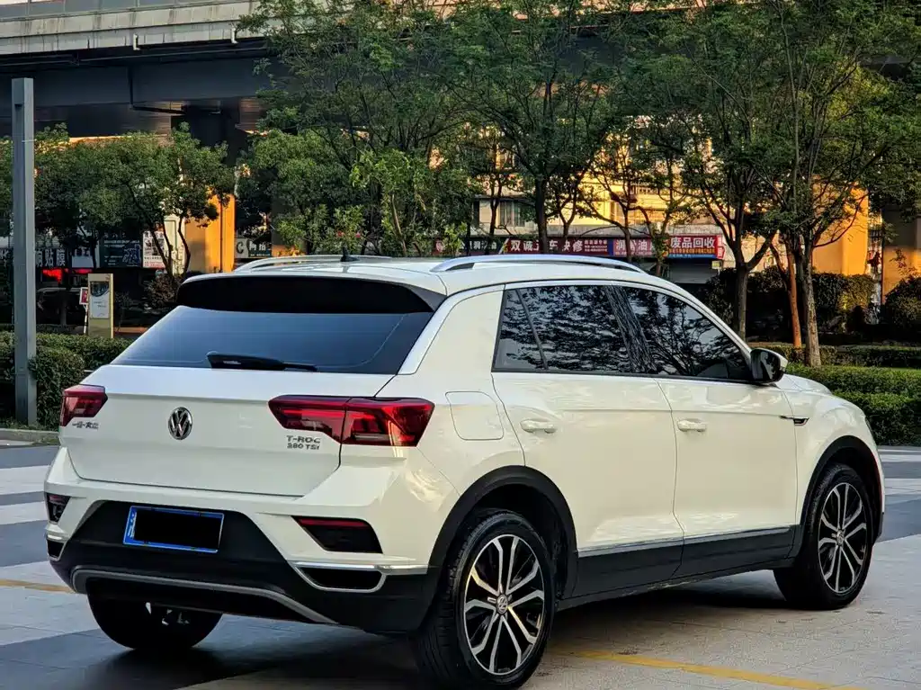 Volkswagen T-Roc — миниатюра 16