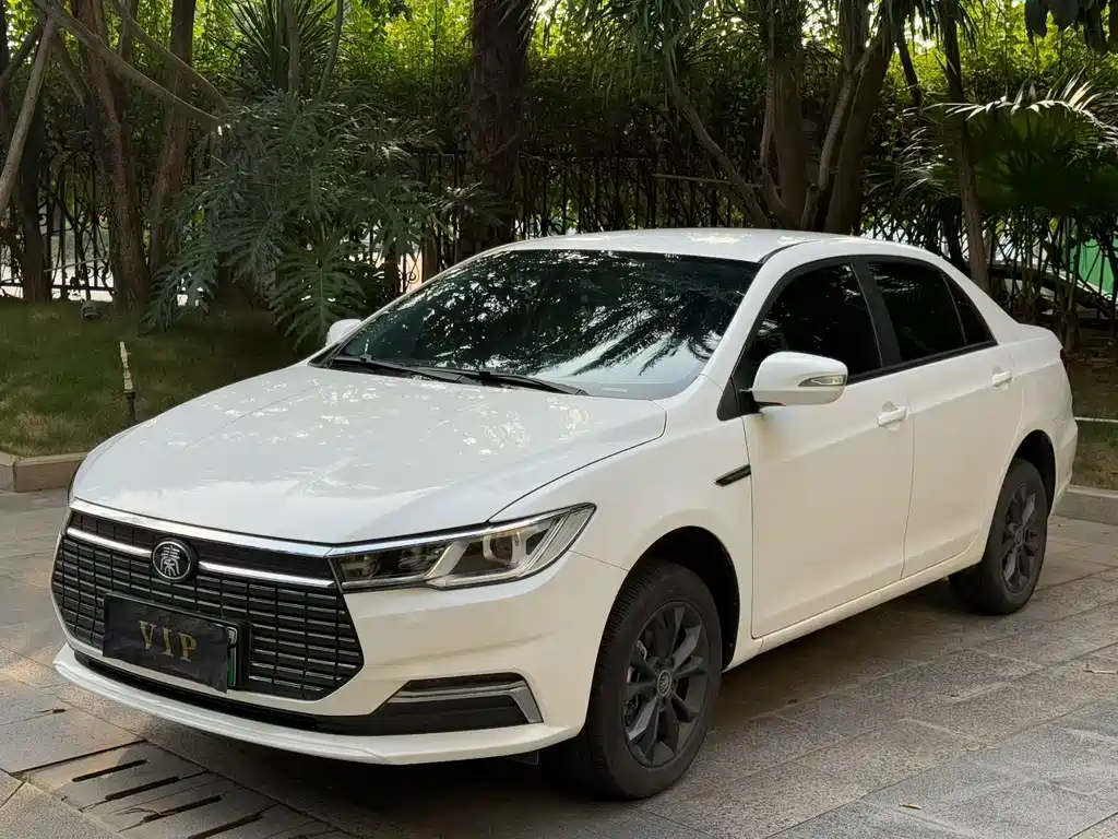 BYD Qin NEV