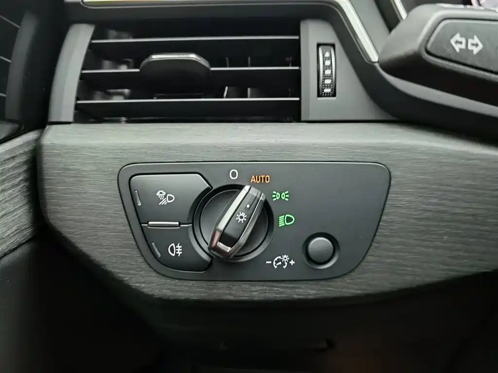 Audi A4L — фотографии объявления, Фото 21