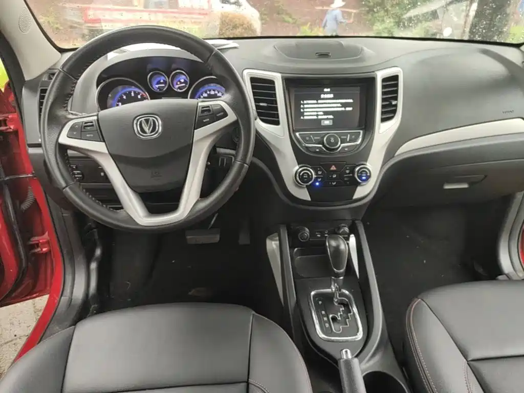 Changan CS35 — миниатюра 10