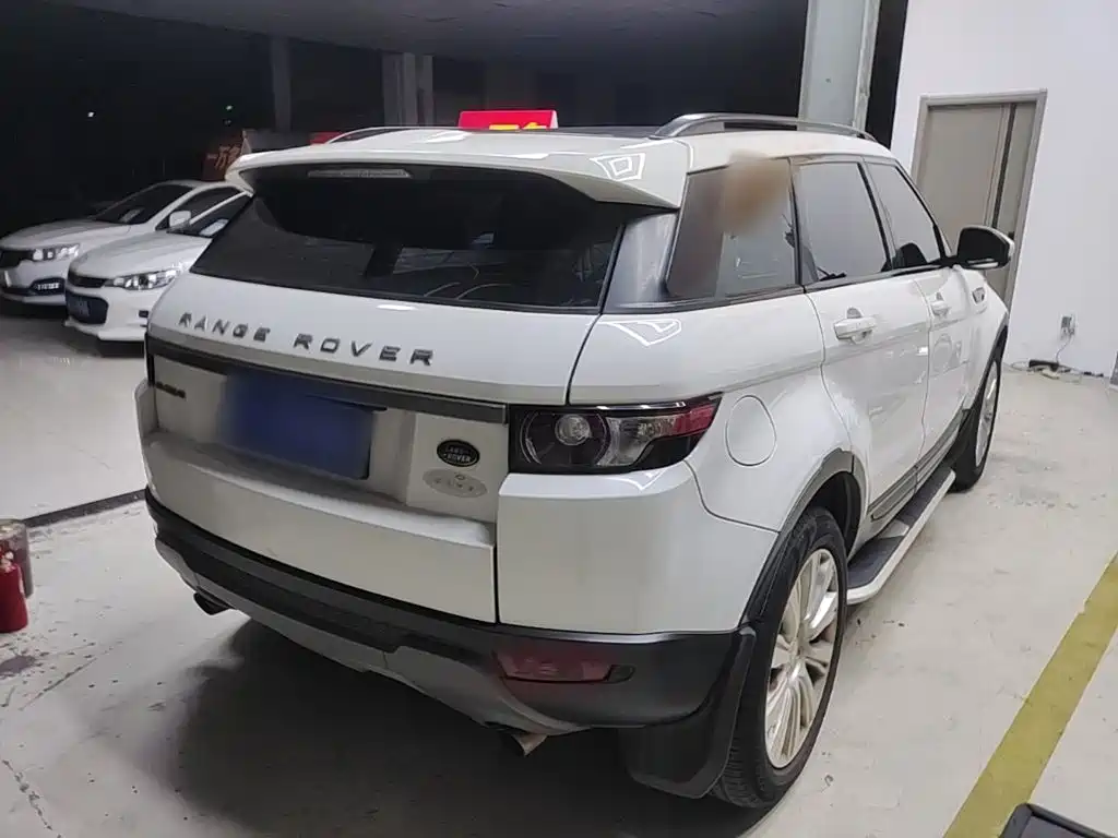 Land Rover Evoque — миниатюра 7