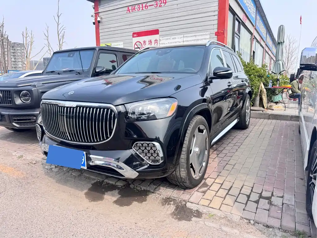 Mercedes-Benz GLS 2024