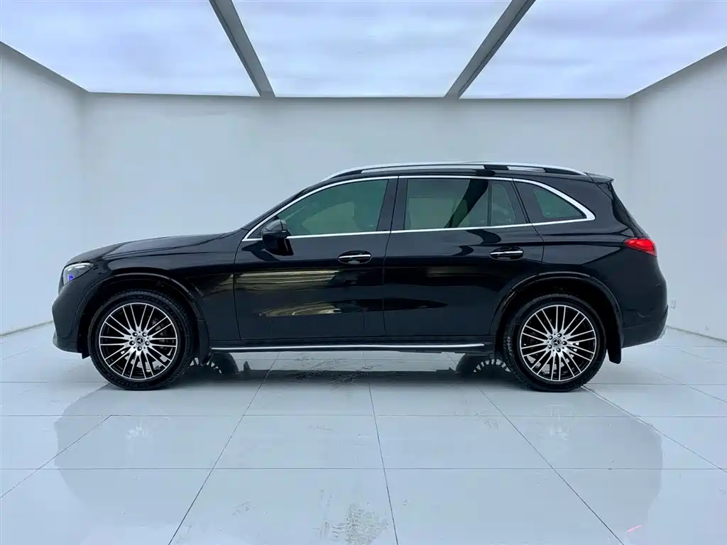 Mercedes-Benz GLC 2024 GLC 300 L 4MATIC Luxury 5 мест