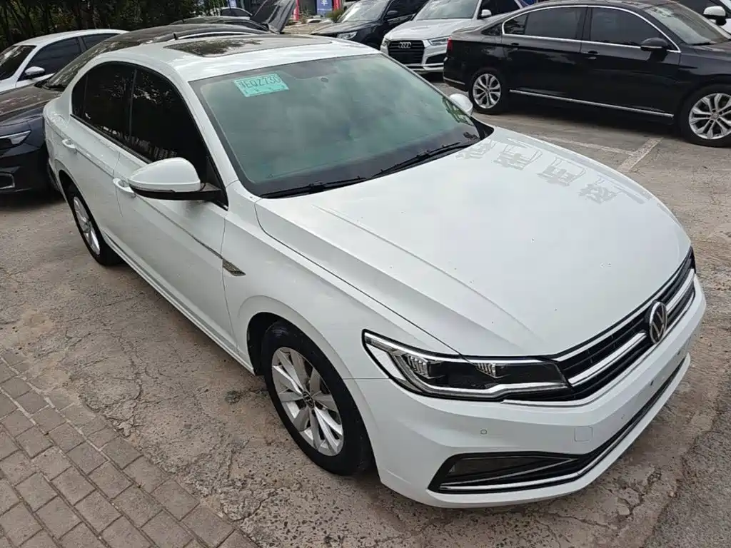 Volkswagen Bora — миниатюра 4