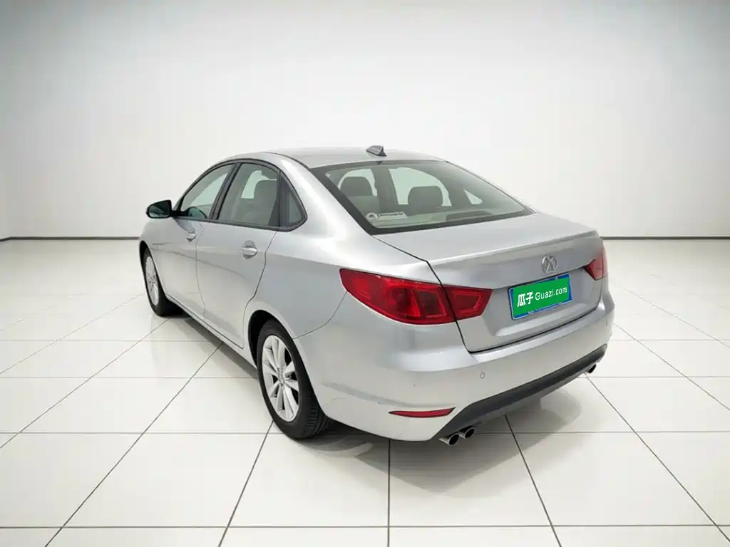 BAIC Senova D50 — миниатюра 4