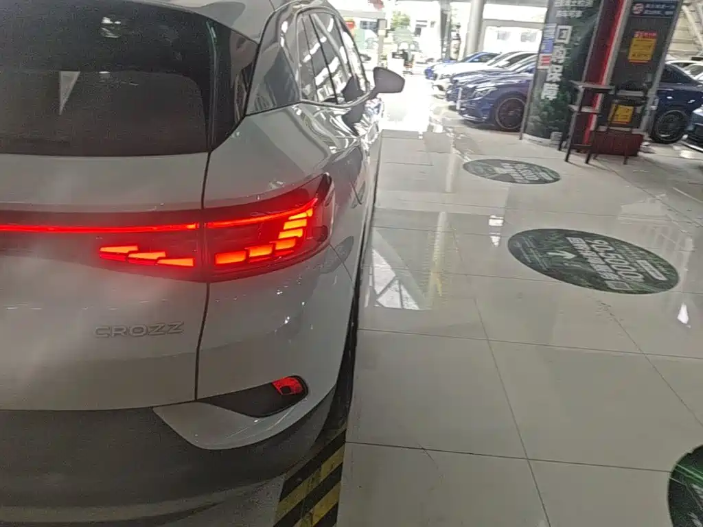 Volkswagen ID.4 Crozz — миниатюра 8