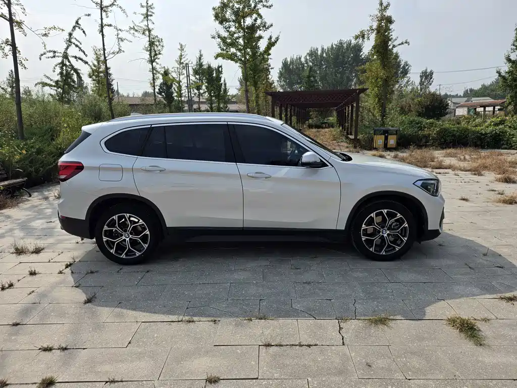 BMW X1 — миниатюра 4
