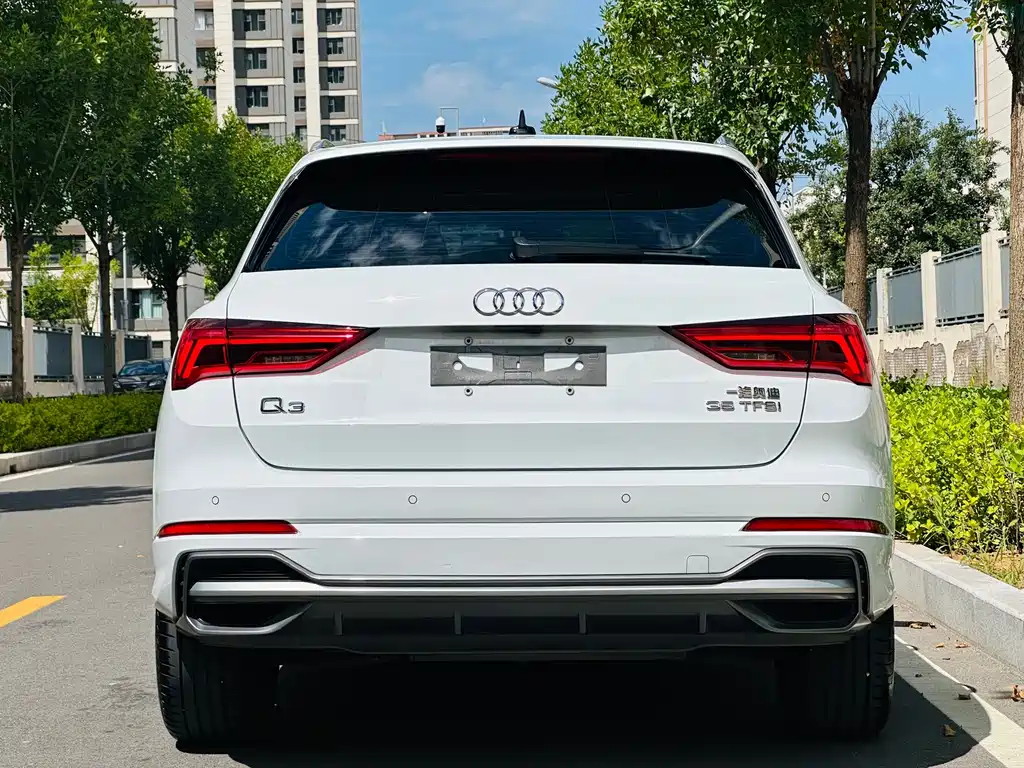 Audi Q3 — миниатюра 10