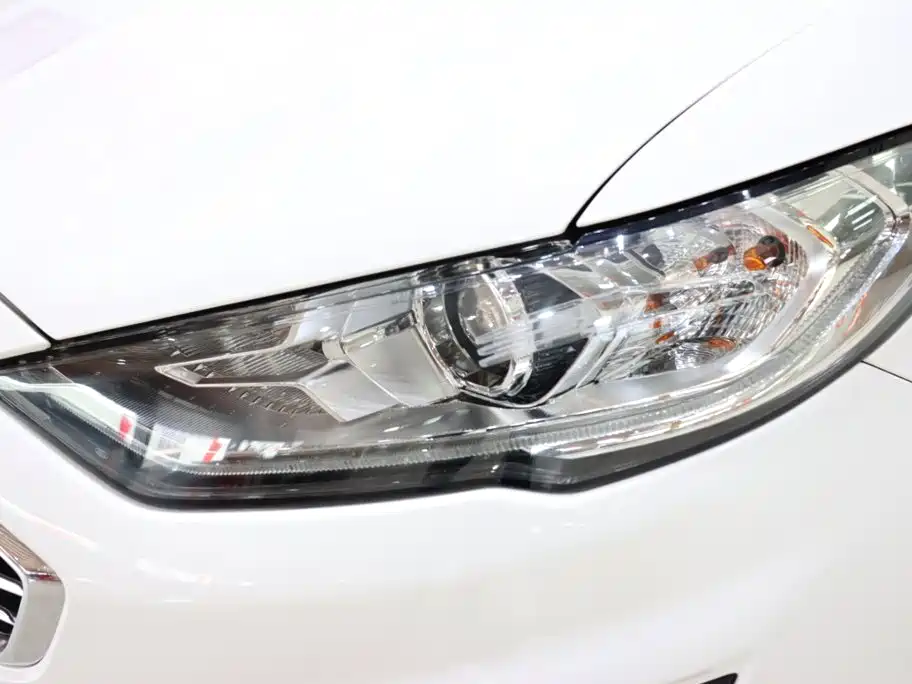 Ford Mondeo — миниатюра 7