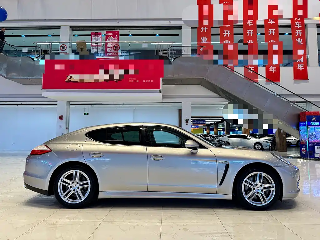 Porsche Panamera — миниатюра 6