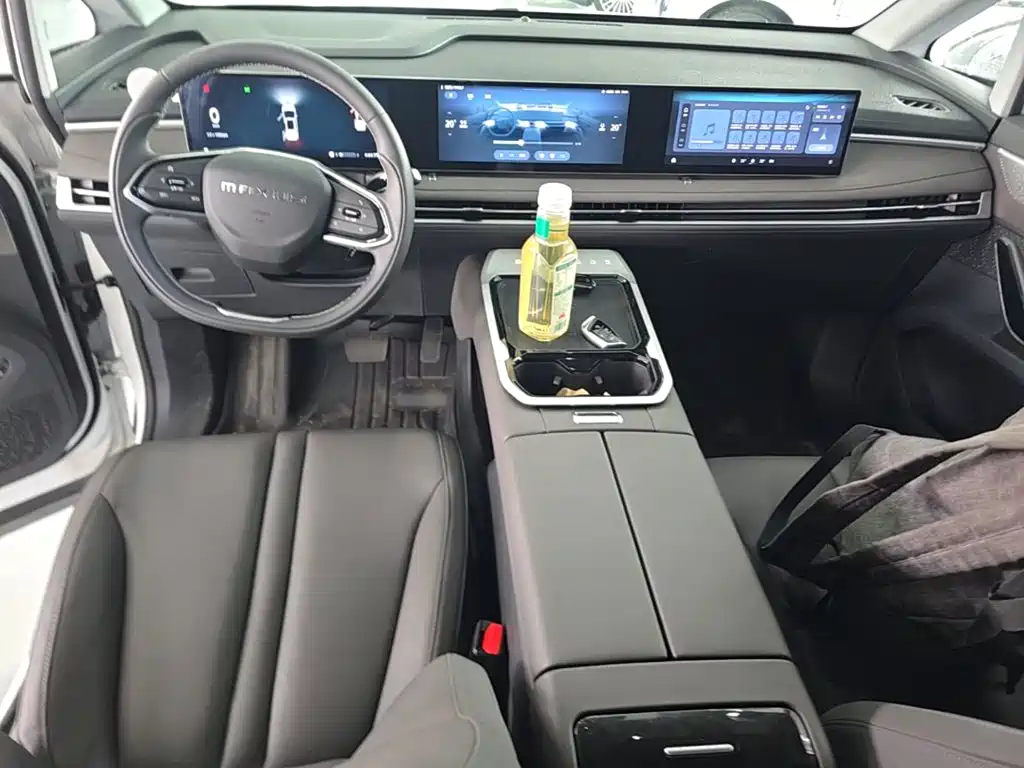 MAXUS G70 — миниатюра 10