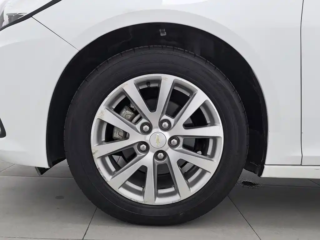 Chevrolet Malibu — миниатюра 17