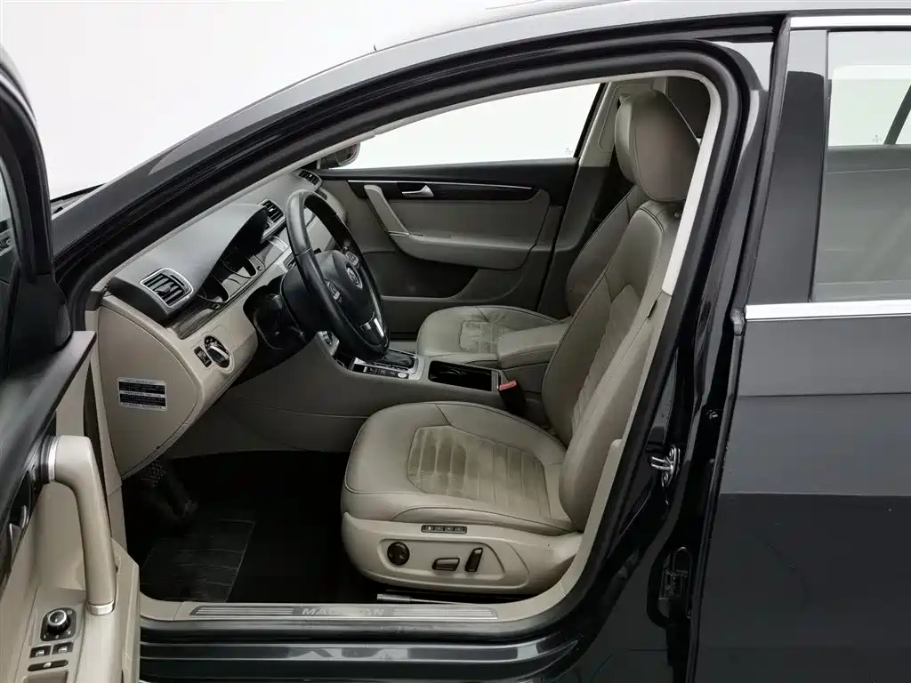 Volkswagen Magotan 2012 2.0TSI Luxury