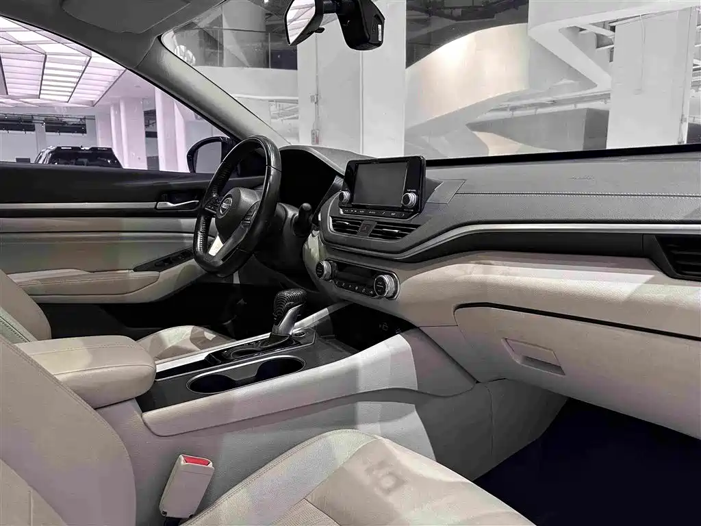 Nissan Teana — миниатюра 20