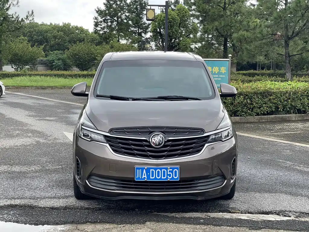 Buick GL8 — миниатюра 3