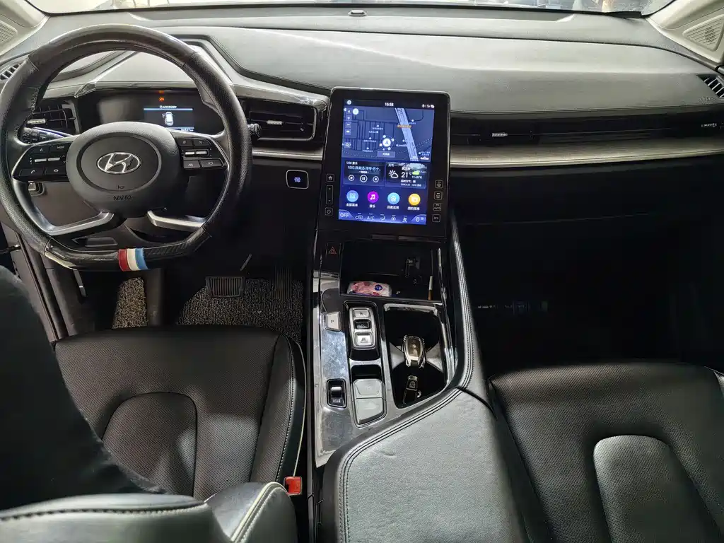 Hyundai Custo — миниатюра 5