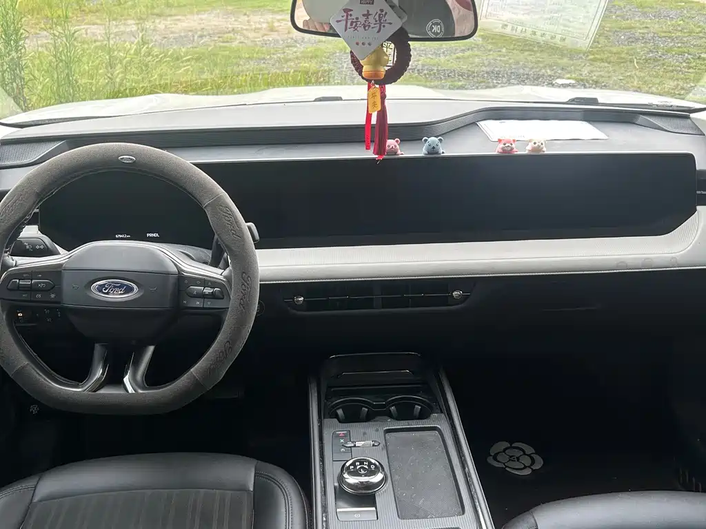 Ford Mondeo — миниатюра 6