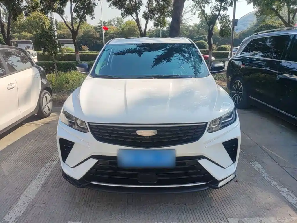 Geely Binyue — миниатюра 3