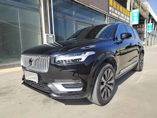 VOLVO  XC90 2023