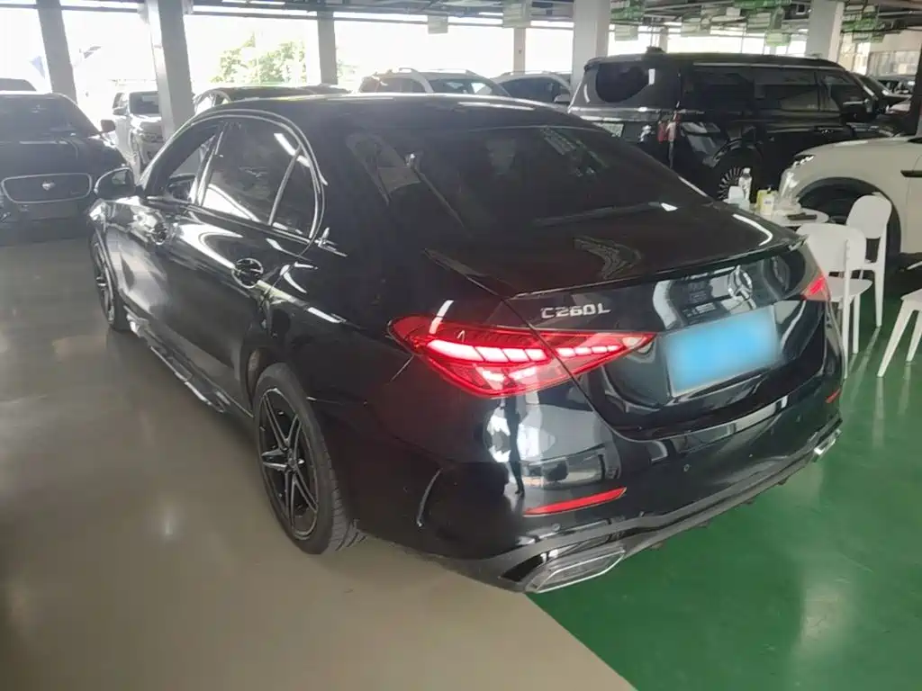 Mercedes-Benz C-Class — миниатюра 5