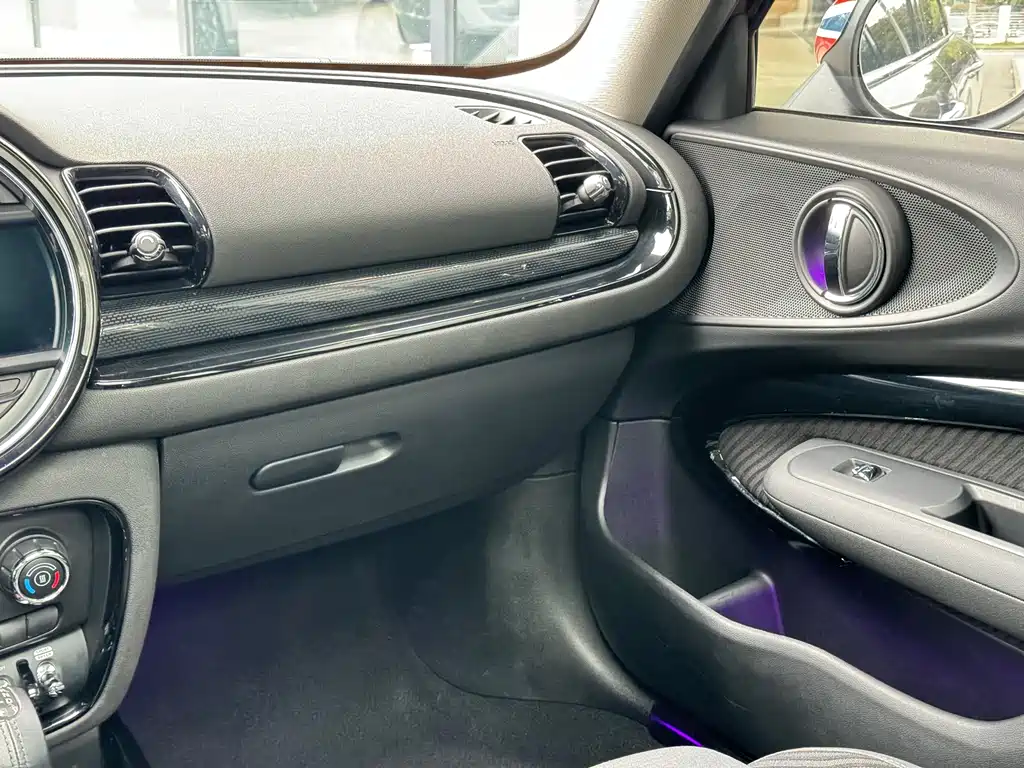 MINI Mini Clubman — миниатюра 12