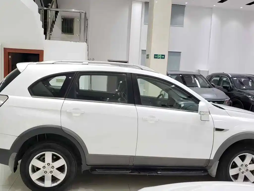 Chevrolet Captiva — миниатюра 15