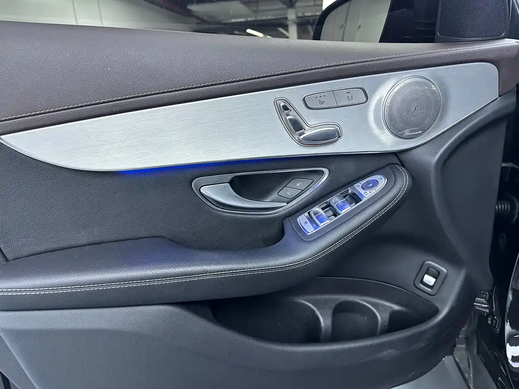 Mercedes-Benz GLC — миниатюра 5