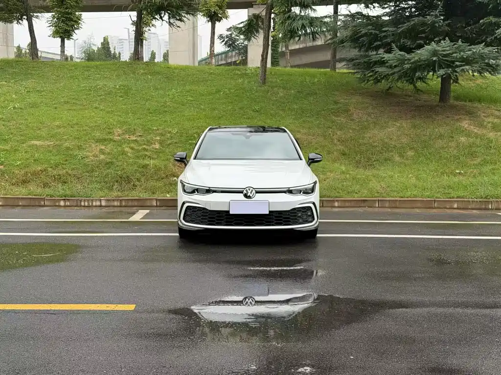 Volkswagen Golf — миниатюра 2