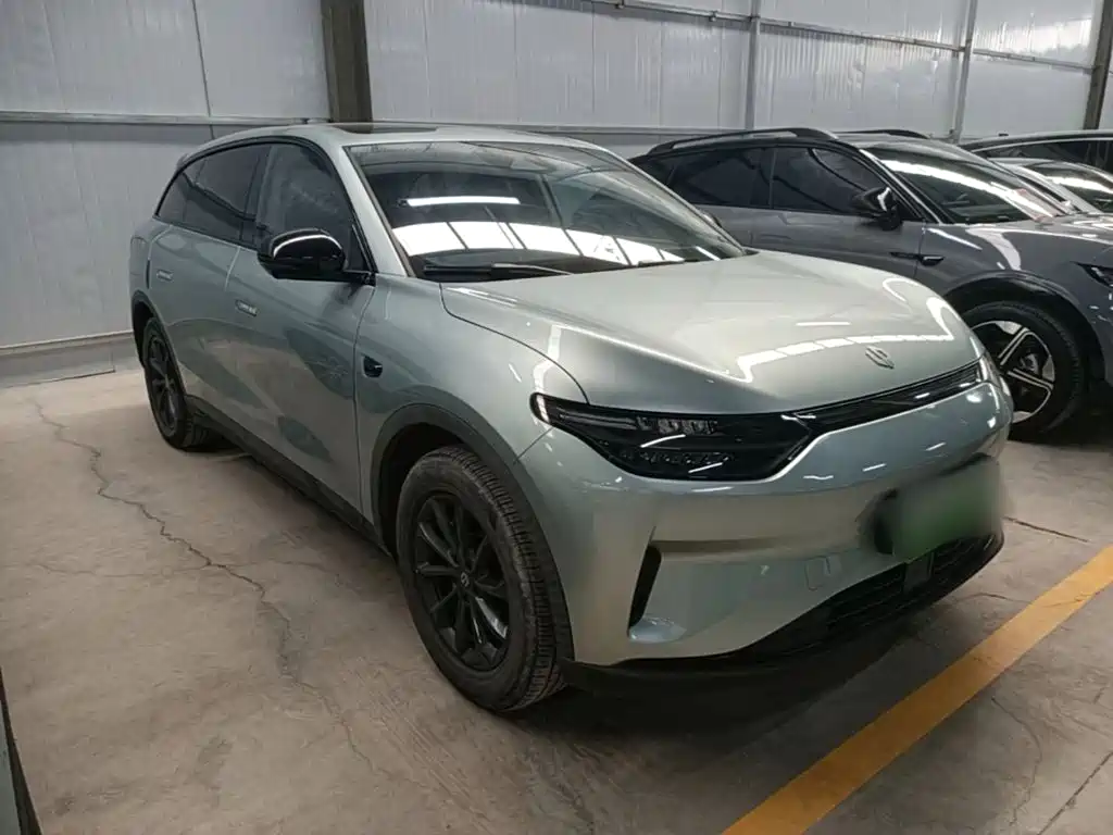 Leapmotor Leapmotor C11 — миниатюра 4
