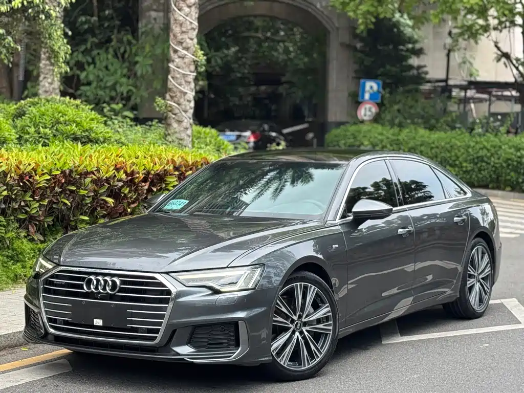 Audi A6L 2022