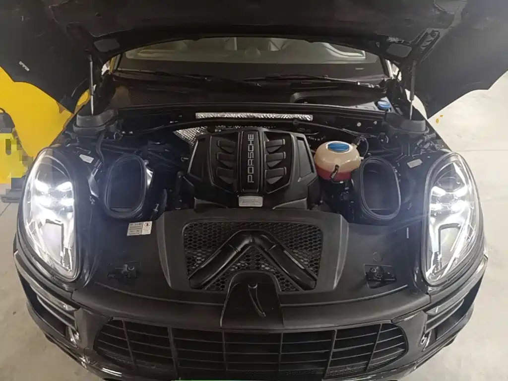 Porsche Macan — миниатюра 20