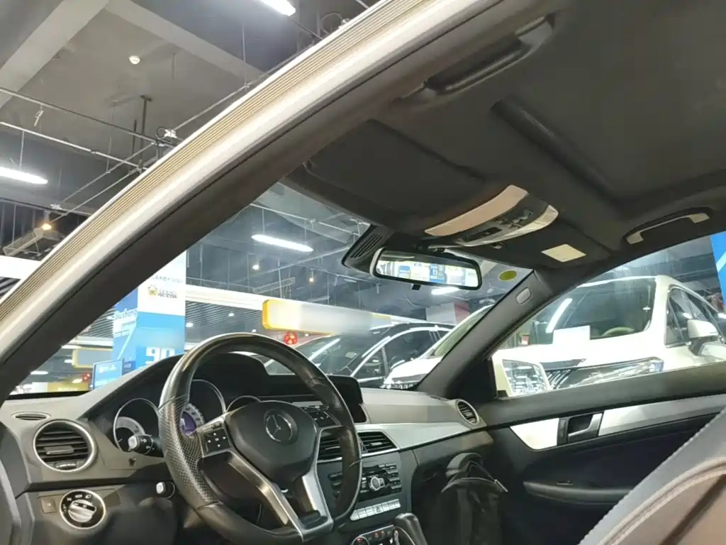 Mercedes-Benz C-Class (Import) — миниатюра 18