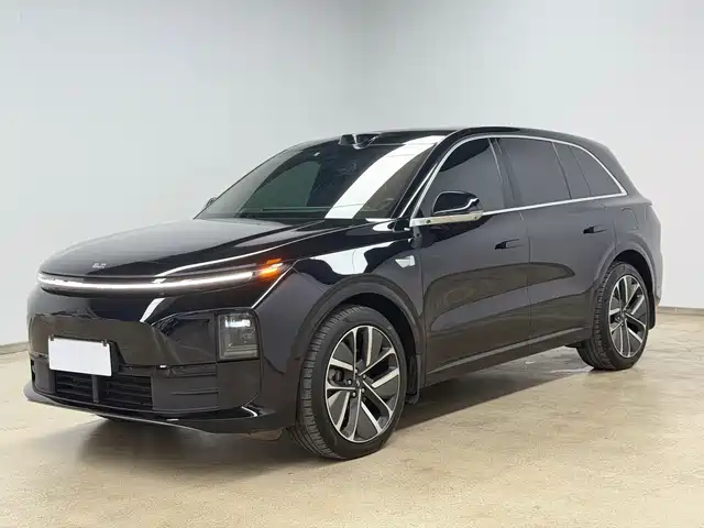 Li Auto L6