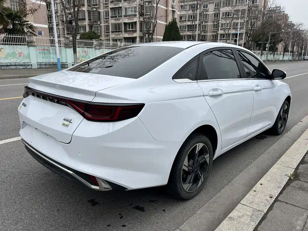 GEELY AUTOMOBILE EMGRAND L HIP