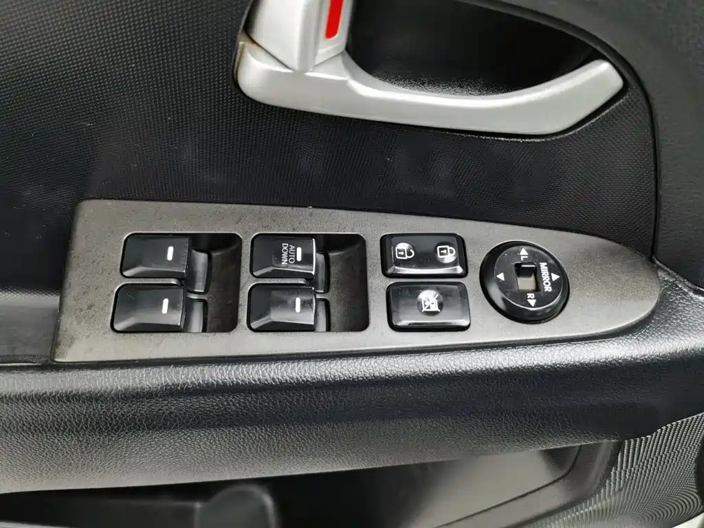 Kia Sportage — миниатюра 9
